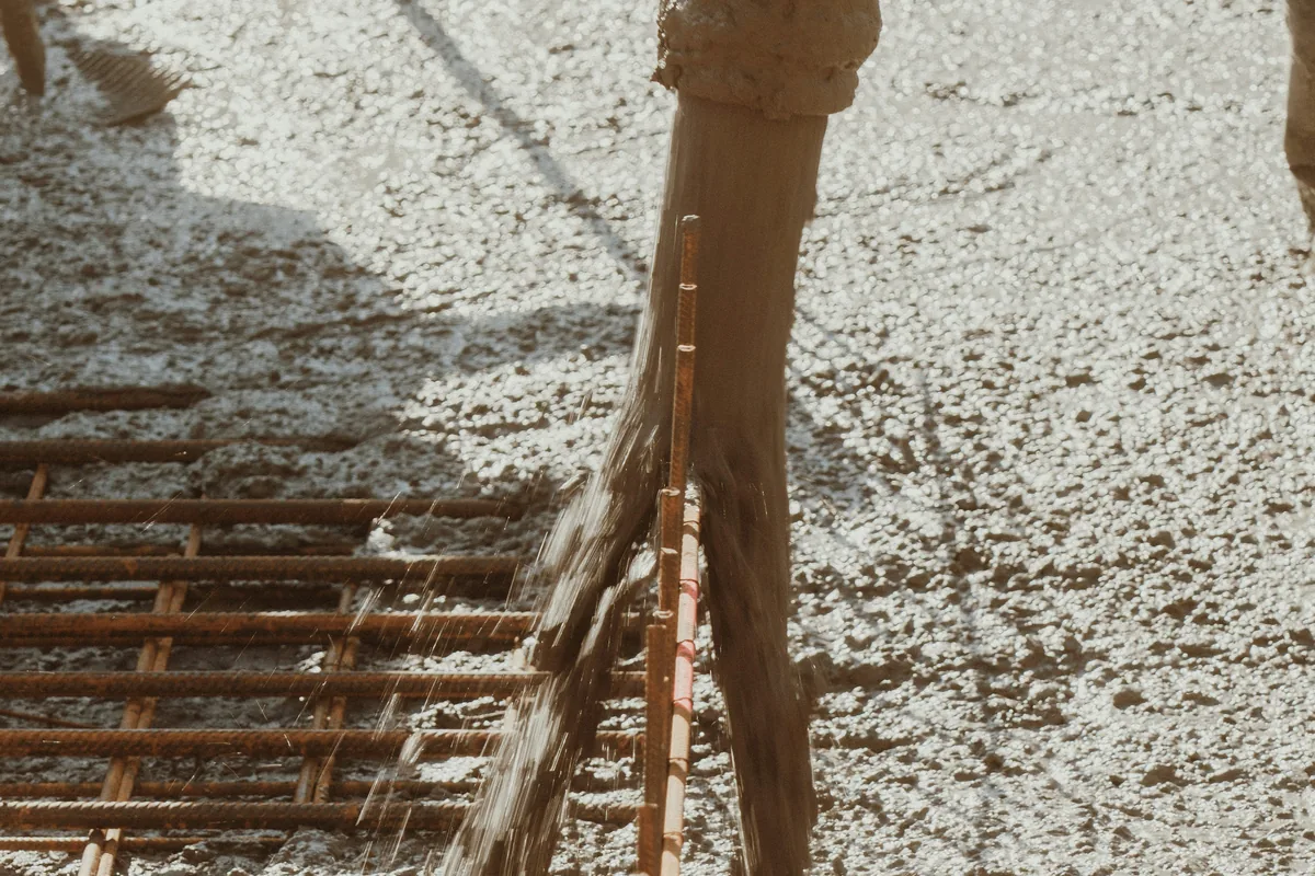 Concrete edge finishing
